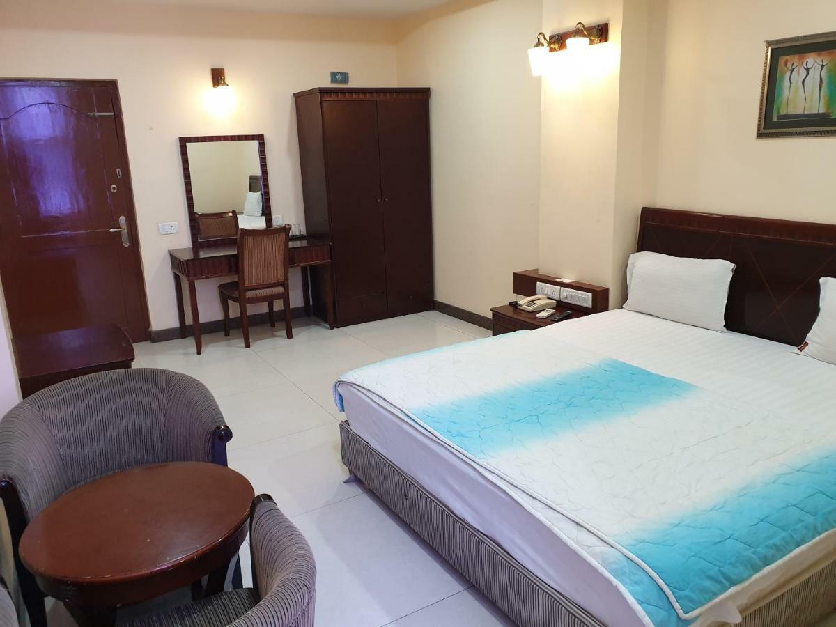 Hotel Sriannamalaiyar Residency Vellore Esterno foto